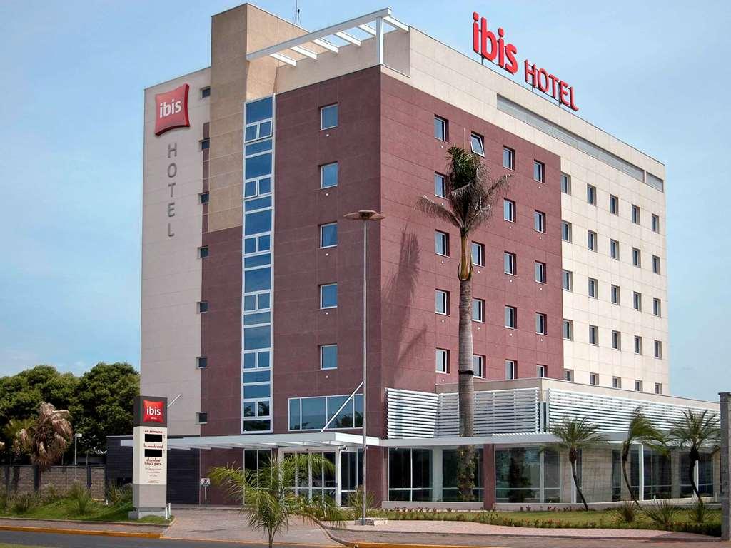 Hotel Ibis Lins Eksteriør bilde